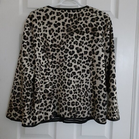 Chico's Women's Size 2 (Large/12) Long Sleeve Open Leopard Print Cardigan - Picture 3 of 10